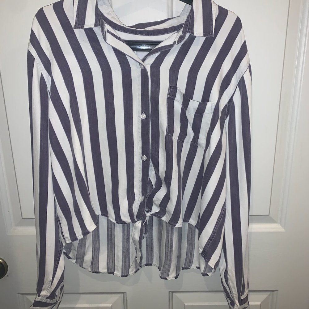 Val - Picture 5 of 7